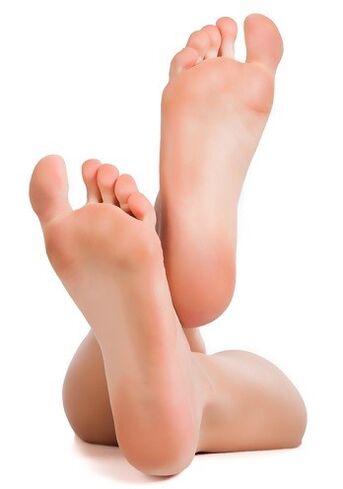 Schöne Füße und Zehen - das Ergebnis der Verwendung von Zenidol-Creme